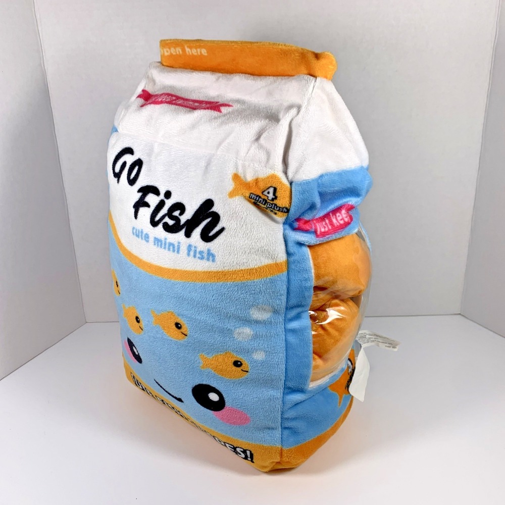 Go Fish 14" Fleece Plush Goldfish Snack Crackers Pillow w/ 4 Mini Removable Fish - Picture 10 of 15